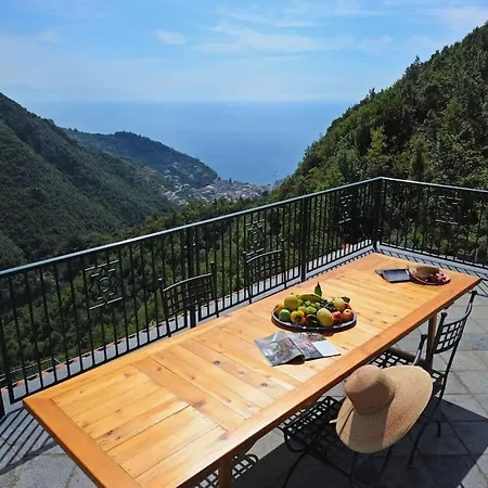 Aurora's, Con Piscina, Vista Mare E Garage 别墅